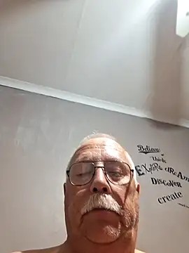 NawtyB1965 webcam