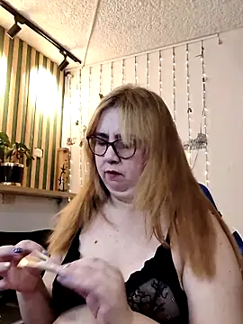 chloe_prg webcam