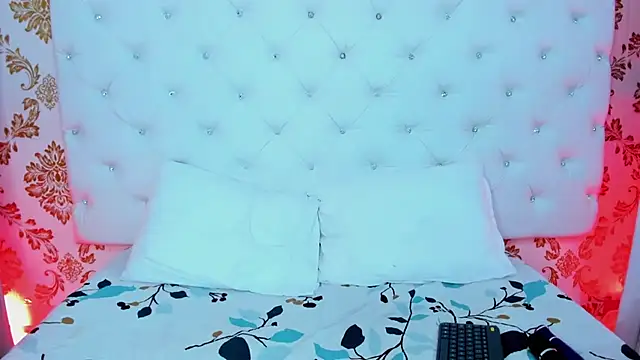 Watch pinky__bunny live on EroticFlix - High definition streams