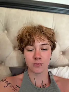 Watch IceMur live on EroticFlix - High definition streams