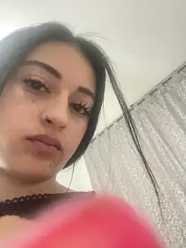 Watch sol_evanss_ live on EroticFlix - High definition streams