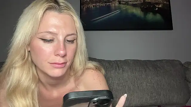 chelseapaigee webcam