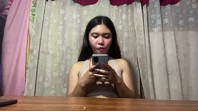 ThanhKalinowski webcam