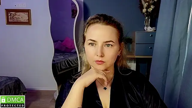 Mira_Mermayd webcam