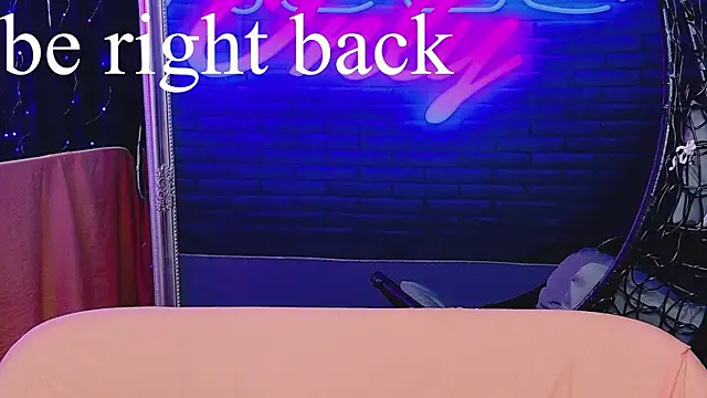 AlessiaCroft webcam