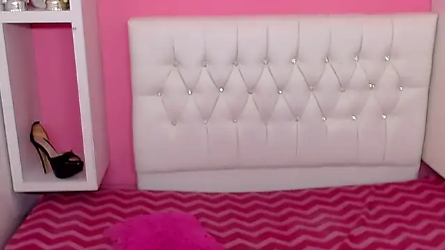 x_isabella_x webcam