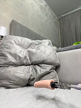 ChloeBrut webcam
