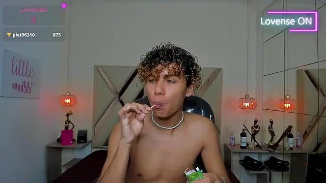 Anyelo_Twink webcam