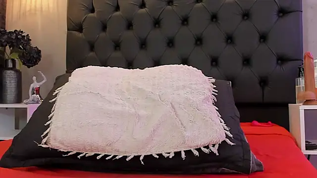 naomi__blair webcam