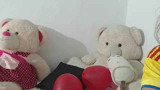 Natalia_Dahlia webcam