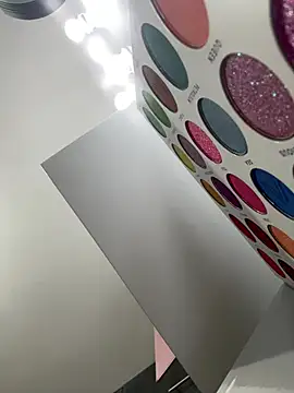 Kristine_Connor webcam