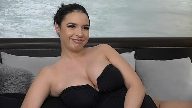Watch Natanniella live on EroticFlix - High definition streams