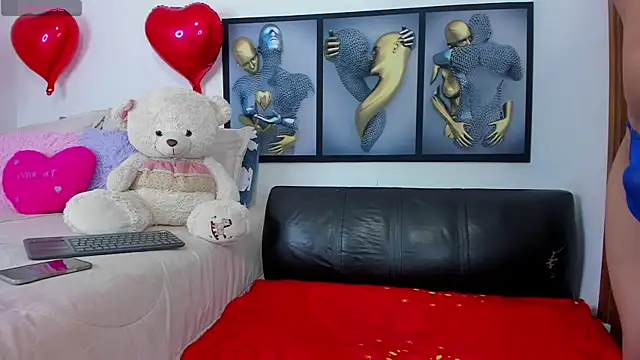 Angeline_focus webcam