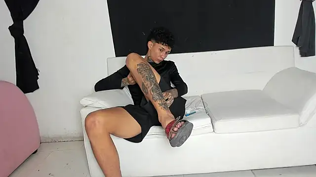 self_love46 live sex cam