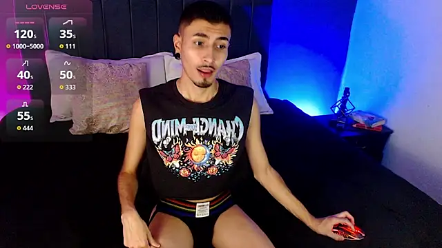 Toyboy_richard webcam