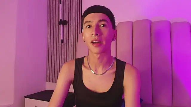 lian_cameron's live room