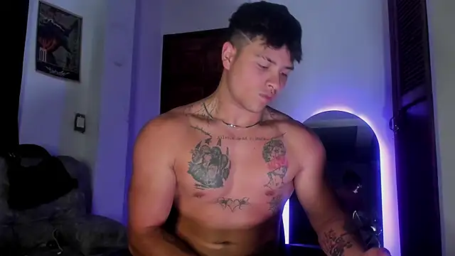 Dominic_Biker__ webcam