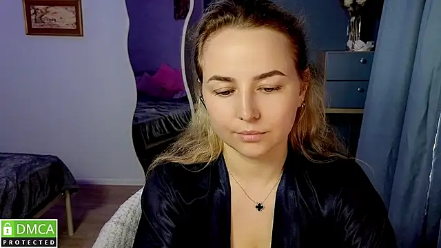 Mira_Mermayd webcam