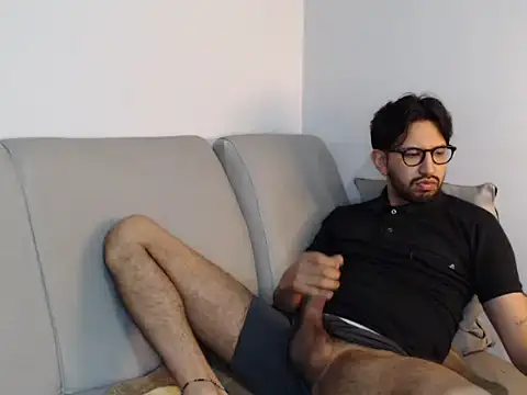 thomass1018 webcam