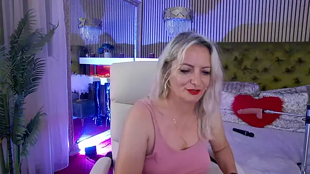 LadyTouch webcam