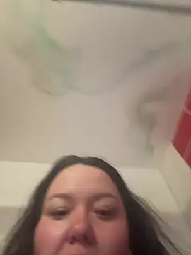 SunnyLeila2101 webcam