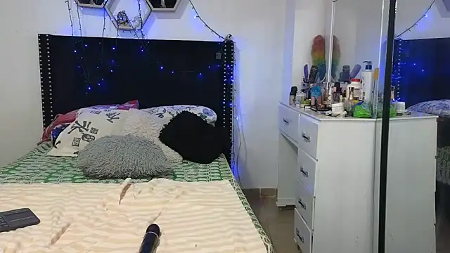 charlotte_077 webcam