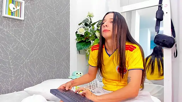 ViictoriiaSaenz webcam