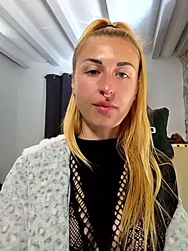 Watch kylie_blck live on EroticFlix - High definition streams