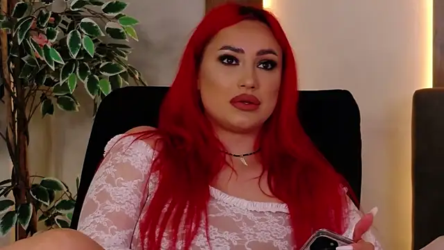 EmyHilton webcam
