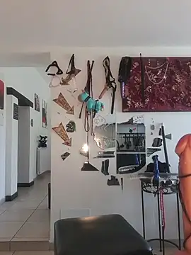 Watch freyamoret live on EroticFlix - High definition streams