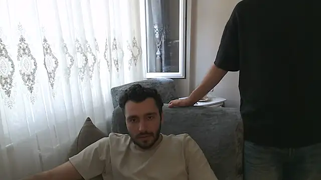 handsomeee04 webcam