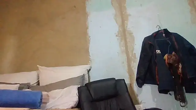 Nicky52 webcam