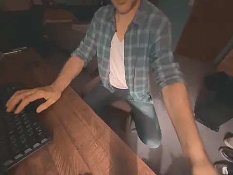 chrisw8140
