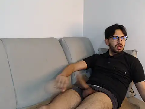 thomass1018 webcam