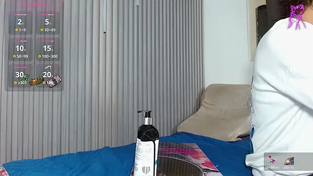 Julian_Smith21 webcam