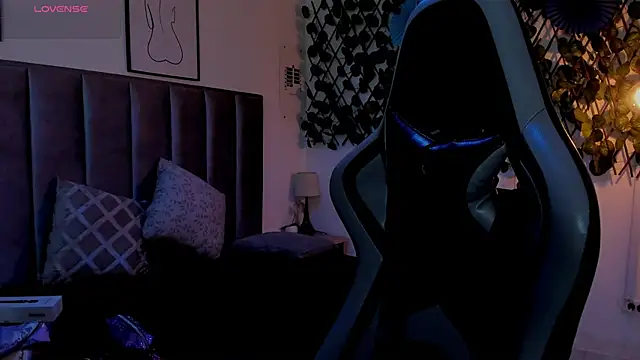 Kikii_1 webcam