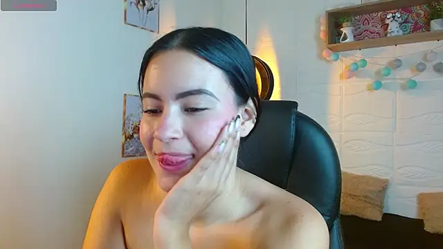 rosaleia_ webcam