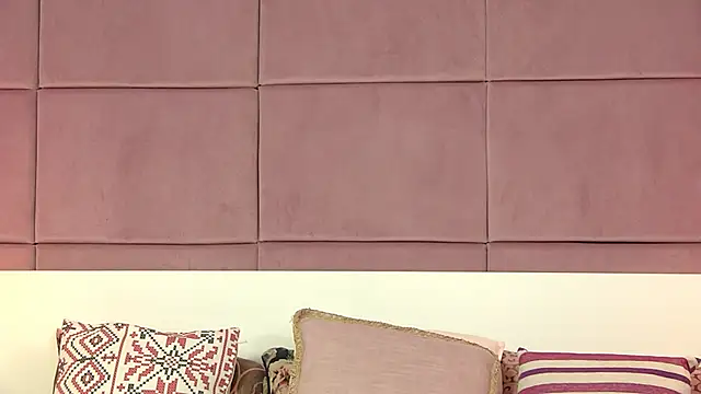 LunnaHayes webcam
