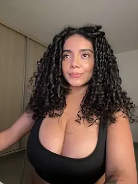 Curlyierr webcam