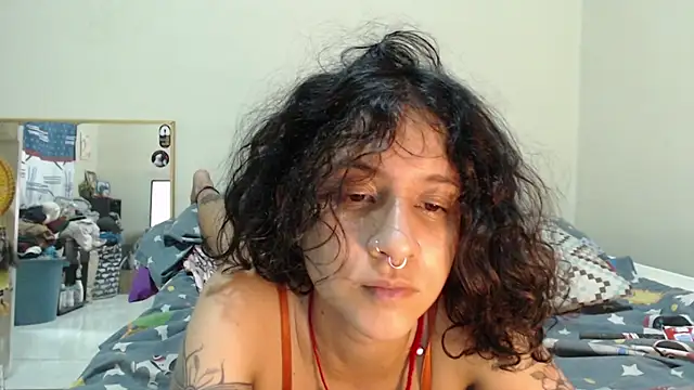 AlinaWoolf_