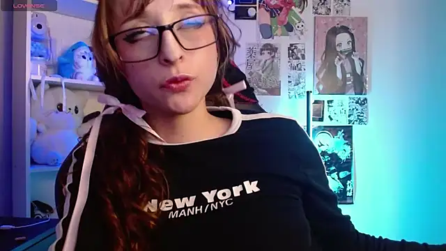 CelesteAyase webcam