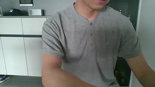 nole_china7 (Ask my age) - talk / fun / cum
