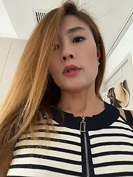 okgirl_23 webcam