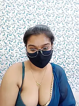 Watch Jasmine_jaaan live on EroticFlix - High definition streams