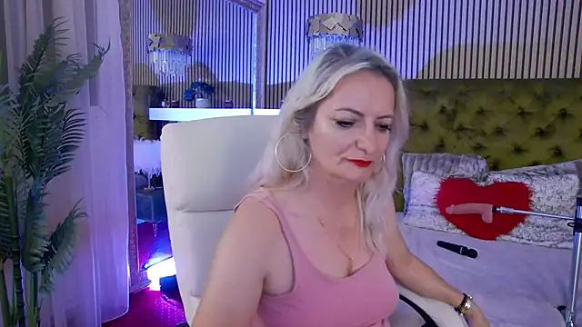 LadyTouch webcam