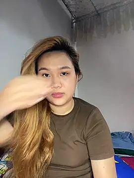Almira6868 webcam