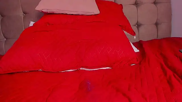 aleja_cute_ webcam