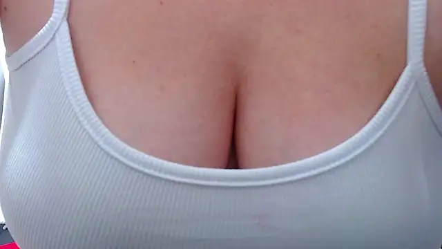 tila_nastyy webcam