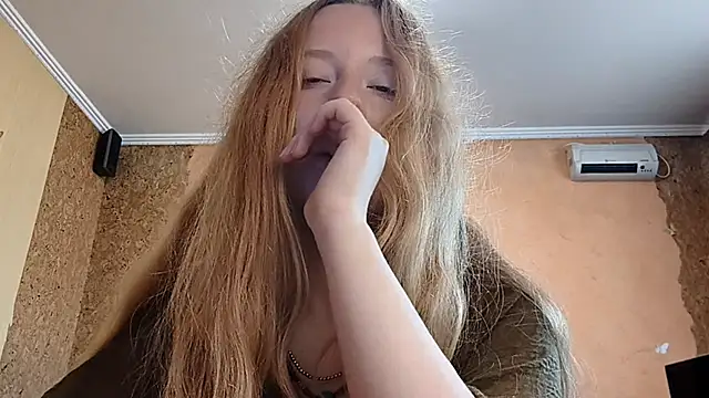 KateVibe_01 webcam