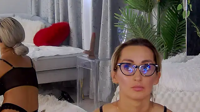 IsabelleEthan webcam